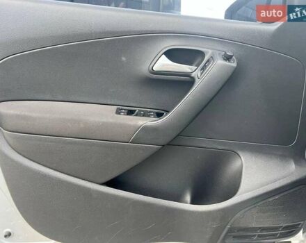 Серый Фольксваген Поло, объемом двигателя 1.4 л и пробегом 195 тыс. км за 6490 $, фото 14 на Automoto.ua