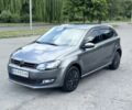 Серый Фольксваген Поло, объемом двигателя 1.4 л и пробегом 220 тыс. км за 5999 $, фото 1 на Automoto.ua