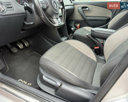 Сірий Фольксваген Поло, об'ємом двигуна 1.6 л та пробігом 209 тис. км за 6999 $, фото 41 на Automoto.ua