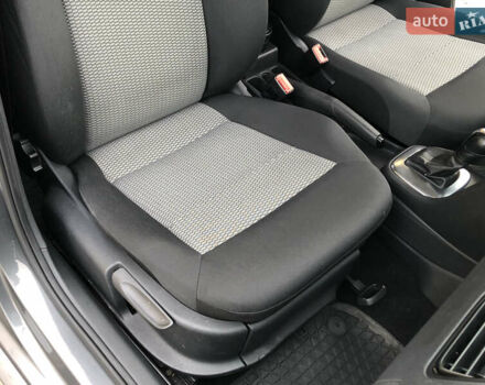 Серый Фольксваген Поло, объемом двигателя 1.39 л и пробегом 146 тыс. км за 7999 $, фото 24 на Automoto.ua