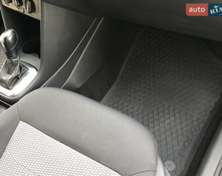 Серый Фольксваген Поло, объемом двигателя 1.39 л и пробегом 146 тыс. км за 7999 $, фото 22 на Automoto.ua