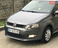 Серый Фольксваген Поло, объемом двигателя 1.39 л и пробегом 146 тыс. км за 7999 $, фото 2 на Automoto.ua