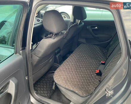 Сірий Фольксваген Поло, об'ємом двигуна 1.2 л та пробігом 250 тис. км за 6300 $, фото 10 на Automoto.ua