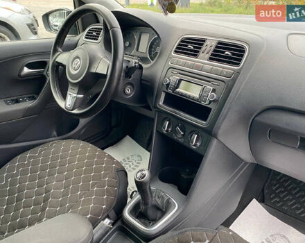 Сірий Фольксваген Поло, об'ємом двигуна 1.2 л та пробігом 250 тис. км за 6300 $, фото 14 на Automoto.ua