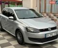 Серый Фольксваген Поло, объемом двигателя 1.2 л и пробегом 212 тыс. км за 5200 $, фото 1 на Automoto.ua