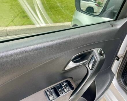 Серый Фольксваген Поло, объемом двигателя 1.2 л и пробегом 238 тыс. км за 5000 $, фото 13 на Automoto.ua