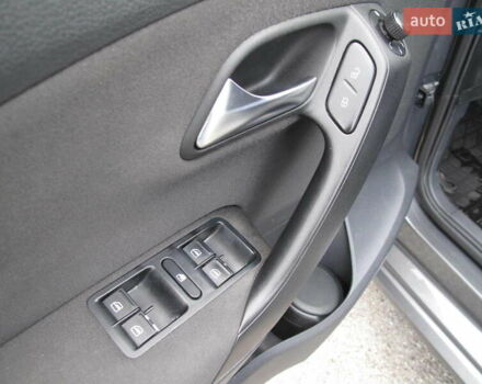 Сірий Фольксваген Поло, об'ємом двигуна 1.2 л та пробігом 227 тис. км за 5400 $, фото 12 на Automoto.ua