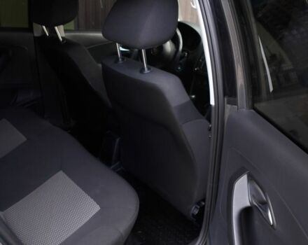 Сірий Фольксваген Поло, об'ємом двигуна 1.2 л та пробігом 175 тис. км за 6700 $, фото 17 на Automoto.ua