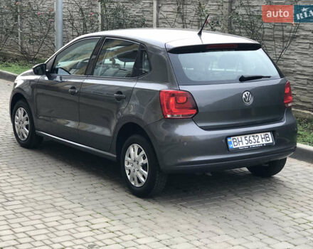 Серый Фольксваген Поло, объемом двигателя 1.39 л и пробегом 146 тыс. км за 7999 $, фото 5 на Automoto.ua