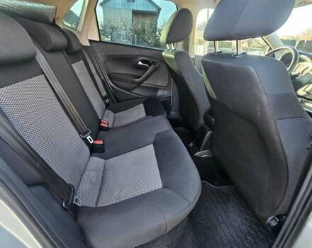 Серый Фольксваген Поло, объемом двигателя 1.2 л и пробегом 207 тыс. км за 6250 $, фото 12 на Automoto.ua