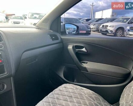 Серый Фольксваген Поло, объемом двигателя 1.4 л и пробегом 195 тыс. км за 6490 $, фото 28 на Automoto.ua