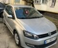 Серый Фольксваген Поло, объемом двигателя 1.2 л и пробегом 330 тыс. км за 5500 $, фото 1 на Automoto.ua