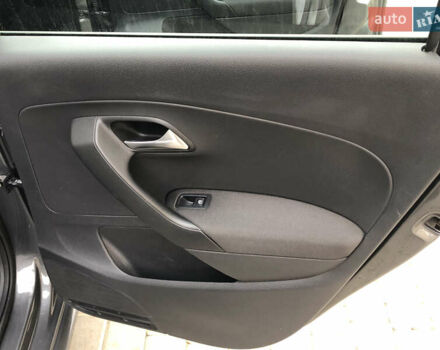 Серый Фольксваген Поло, объемом двигателя 1.39 л и пробегом 146 тыс. км за 7999 $, фото 26 на Automoto.ua