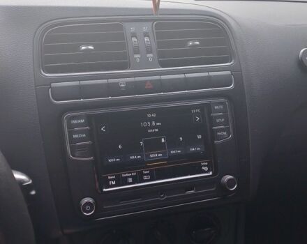 Сірий Фольксваген Поло, об'ємом двигуна 1.2 л та пробігом 175 тис. км за 6700 $, фото 13 на Automoto.ua