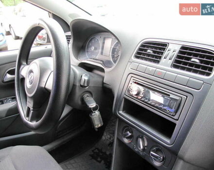 Сірий Фольксваген Поло, об'ємом двигуна 1.2 л та пробігом 227 тис. км за 5400 $, фото 22 на Automoto.ua