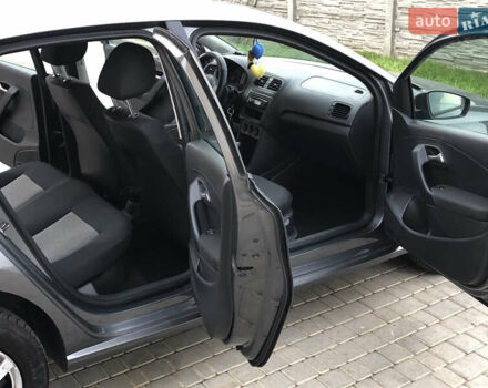 Серый Фольксваген Поло, объемом двигателя 1.39 л и пробегом 146 тыс. км за 7999 $, фото 19 на Automoto.ua