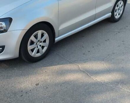 Серый Фольксваген Поло, объемом двигателя 1.2 л и пробегом 203 тыс. км за 6700 $, фото 2 на Automoto.ua