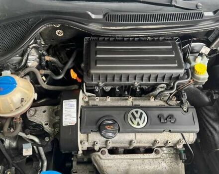 Серый Фольксваген Поло, объемом двигателя 1.4 л и пробегом 210 тыс. км за 7900 $, фото 27 на Automoto.ua