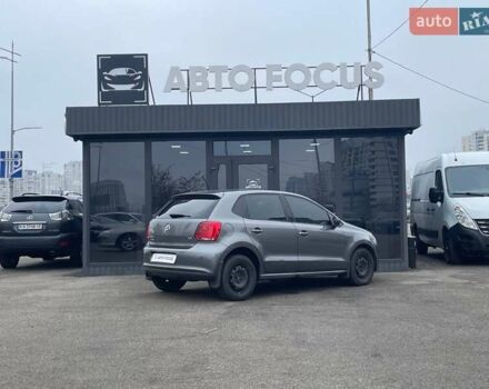 Серый Фольксваген Поло, объемом двигателя 1.39 л и пробегом 253 тыс. км за 9390 $, фото 7 на Automoto.ua