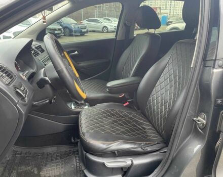 Серый Фольксваген Поло, объемом двигателя 1.4 л и пробегом 253 тыс. км за 9390 $, фото 8 на Automoto.ua