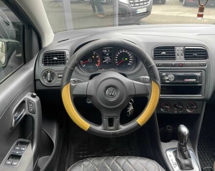 Серый Фольксваген Поло, объемом двигателя 1.4 л и пробегом 253 тыс. км за 9390 $, фото 13 на Automoto.ua