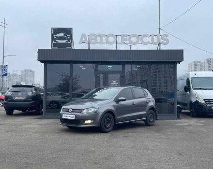 Серый Фольксваген Поло, объемом двигателя 1.4 л и пробегом 253 тыс. км за 9390 $, фото 3 на Automoto.ua