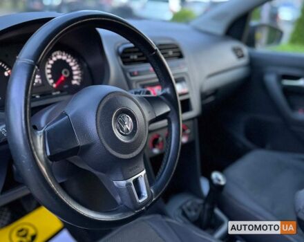 Серый Фольксваген Поло, объемом двигателя 1.4 л и пробегом 115 тыс. км за 7700 $, фото 14 на Automoto.ua