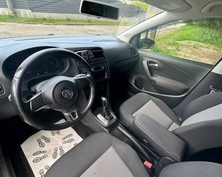 Серый Фольксваген Поло, объемом двигателя 1.4 л и пробегом 210 тыс. км за 7900 $, фото 12 на Automoto.ua