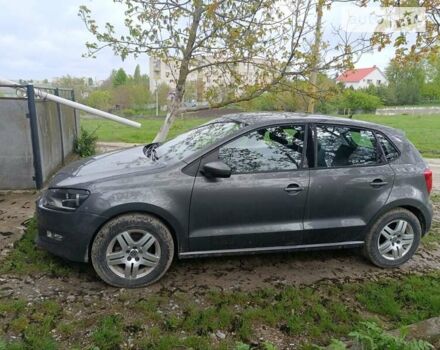 Серый Фольксваген Поло, объемом двигателя 1.6 л и пробегом 262 тыс. км за 7000 $, фото 3 на Automoto.ua