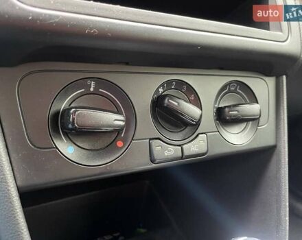 Серый Фольксваген Поло, объемом двигателя 1.39 л и пробегом 253 тыс. км за 9390 $, фото 24 на Automoto.ua