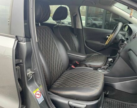 Серый Фольксваген Поло, объемом двигателя 1.4 л и пробегом 253 тыс. км за 9390 $, фото 11 на Automoto.ua