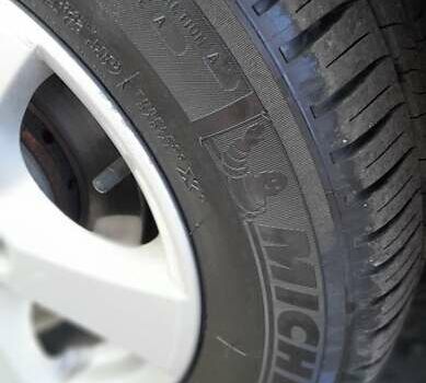 Серый Фольксваген Поло, объемом двигателя 1.4 л и пробегом 210 тыс. км за 7900 $, фото 30 на Automoto.ua