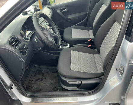 Фольксваген Поло 2013 в Борисполе на Automoto.ua Серый Фольксваген Поло, объемом двигателя 1.39 л и пробегом 202 тыс. км за 7800 $, фото 17 на Automoto.ua