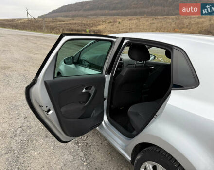 Серый Фольксваген Поло, объемом двигателя 1.6 л и пробегом 164 тыс. км за 9400 $, фото 16 на Automoto.ua