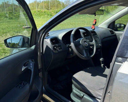 Сірий Фольксваген Поло, об'ємом двигуна 1.2 л та пробігом 150 тис. км за 6200 $, фото 2 на Automoto.ua
