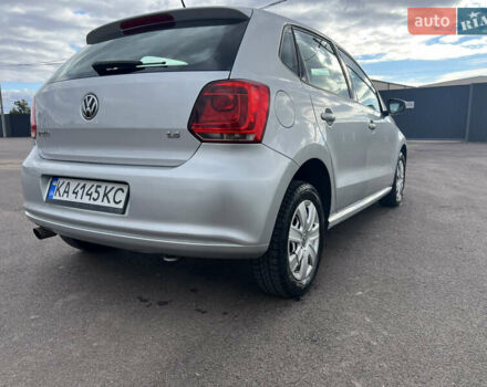 Фольксваген Поло 2013 в Борисполе на Automoto.ua Серый Фольксваген Поло, объемом двигателя 1.39 л и пробегом 202 тыс. км за 7800 $, фото 10 на Automoto.ua