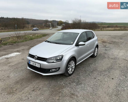 Серый Фольксваген Поло, объемом двигателя 1.6 л и пробегом 164 тыс. км за 9400 $, фото 1 на Automoto.ua