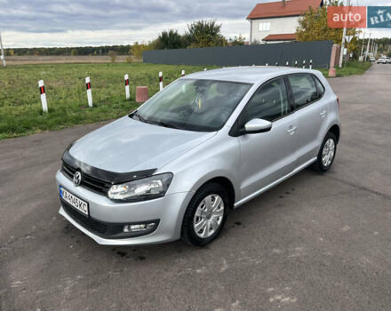 Фольксваген Поло 2013 в Борисполе на Automoto.ua Серый Фольксваген Поло, объемом двигателя 1.39 л и пробегом 202 тыс. км за 7800 $, фото 4 на Automoto.ua
