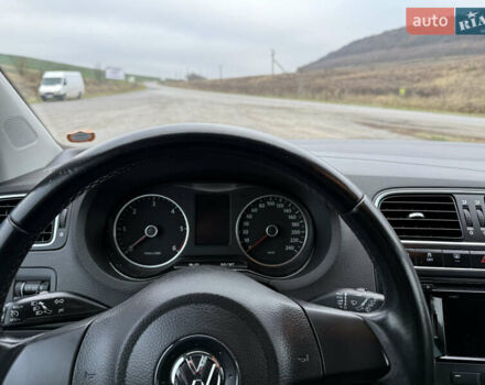 Серый Фольксваген Поло, объемом двигателя 1.6 л и пробегом 164 тыс. км за 9400 $, фото 34 на Automoto.ua