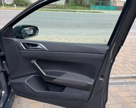 Серый Фольксваген Поло, объемом двигателя 1 л и пробегом 220 тыс. км за 14500 $, фото 25 на Automoto.ua