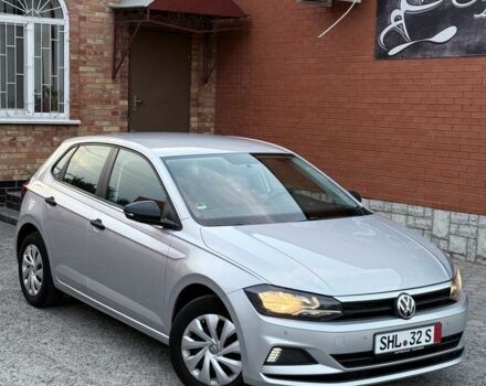 Сірий Фольксваген Поло, об'ємом двигуна 1.6 л та пробігом 203 тис. км за 17777 $, фото 1 на Automoto.ua