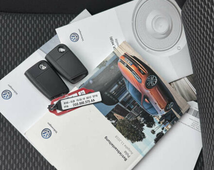 Серый Фольксваген Поло, объемом двигателя 1.6 л и пробегом 205 тыс. км за 12700 $, фото 15 на Automoto.ua