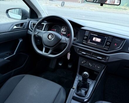 Сірий Фольксваген Поло, об'ємом двигуна 1.6 л та пробігом 203 тис. км за 17777 $, фото 9 на Automoto.ua