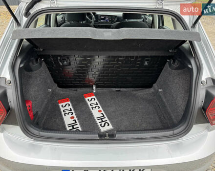 Серый Фольксваген Поло, объемом двигателя 1.6 л и пробегом 205 тыс. км за 12700 $, фото 9 на Automoto.ua