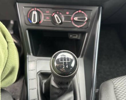 Серый Фольксваген Поло, объемом двигателя 1.6 л и пробегом 205 тыс. км за 12700 $, фото 20 на Automoto.ua