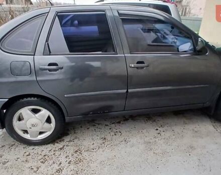 Серый Фольксваген Поло, объемом двигателя 1.6 л и пробегом 274 тыс. км за 2500 $, фото 8 на Automoto.ua