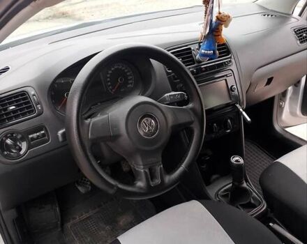 Сірий Фольксваген Поло, об'ємом двигуна 1.6 л та пробігом 250 тис. км за 4850 $, фото 5 на Automoto.ua