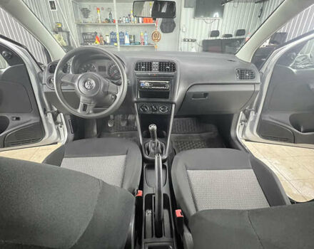 Серый Фольксваген Поло, объемом двигателя 1.6 л и пробегом 108 тыс. км за 6990 $, фото 9 на Automoto.ua