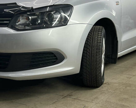 Серый Фольксваген Поло, объемом двигателя 1.6 л и пробегом 108 тыс. км за 6990 $, фото 4 на Automoto.ua