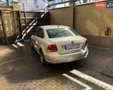 Серый Фольксваген Поло, объемом двигателя 1.6 л и пробегом 141 тыс. км за 5999 $, фото 1 на Automoto.ua